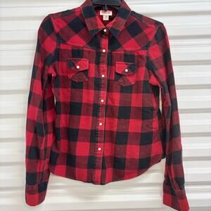 Mossimo Supply Co. Women’s Buffalo Plaid Flannel Shirt